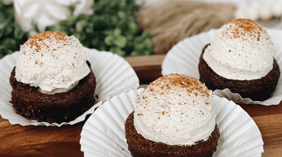 Gluten-Free Cinnamon Nutmeg Cupcakes - The Perfect Holiday Treat