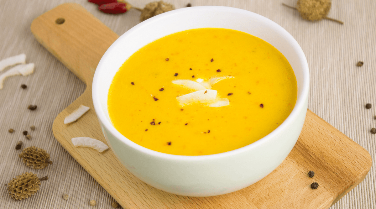 Sopa de patata vegana fácil y con sabor a queso